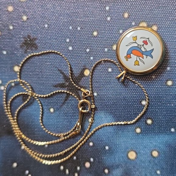 1982 Dutch Folk Bird Pendant - Picture 3 of 11